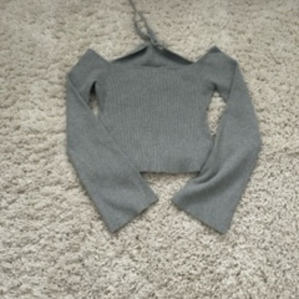 Top - Picture 2 of 2